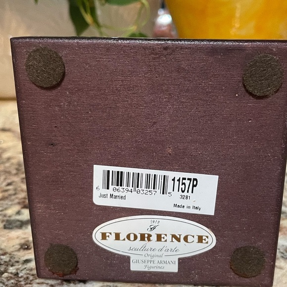 Giuseppe Armani Just Married Handle With Care Wedding Discontinued At Piece - Picture 5 of 5